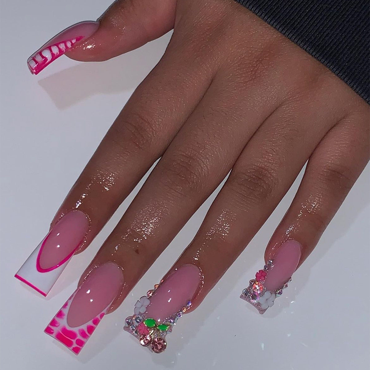 Trendy Extravaganza Extra Long Duck Baby Pink Press-on Nails with Gems –  RainyRoses