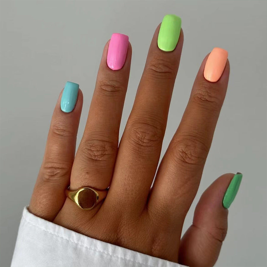 Tropical Getaway Medium Square Pastel Ombre Matte Press On Nail Set