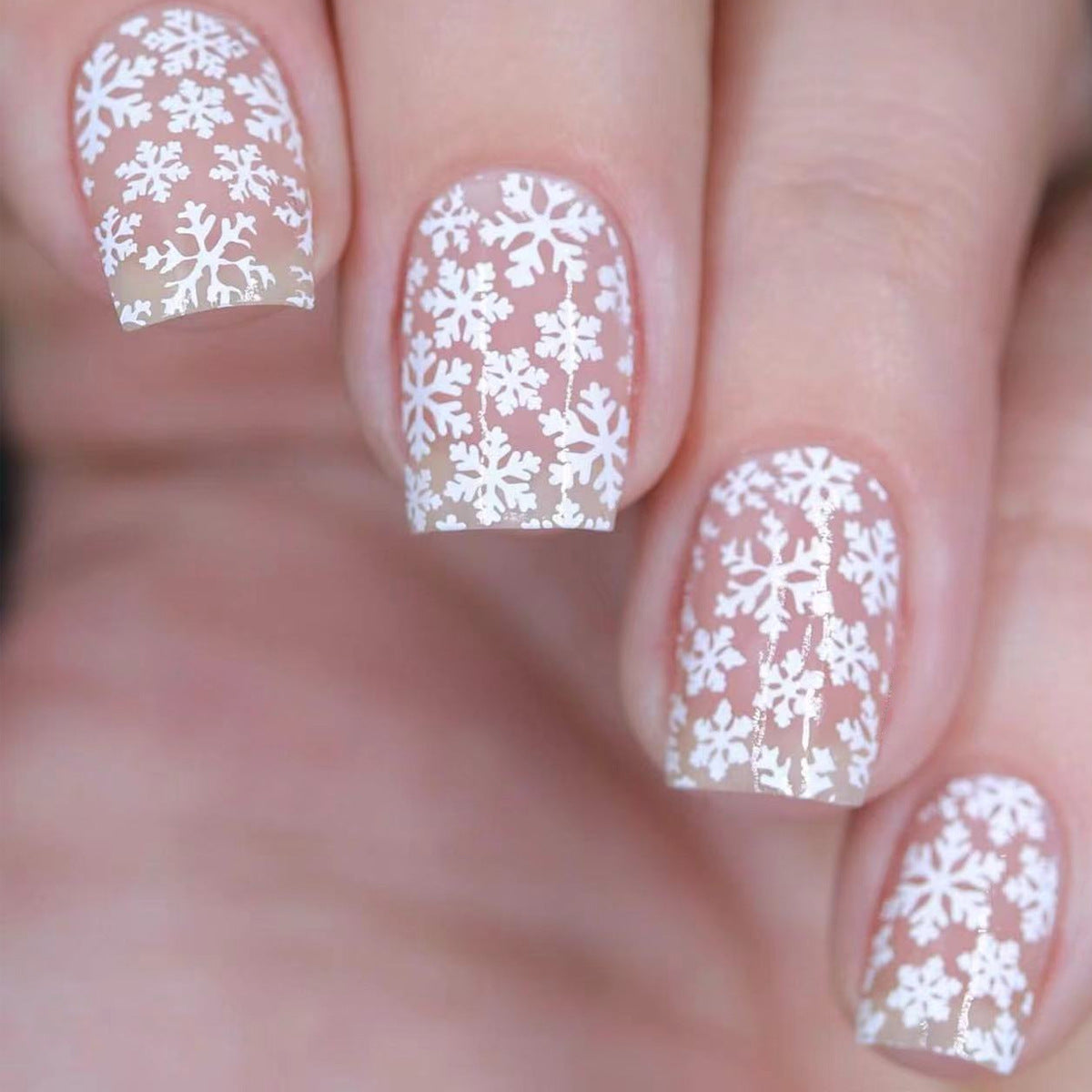 Winter Wonderland Medium Square White Snowflake Press On Nail Set