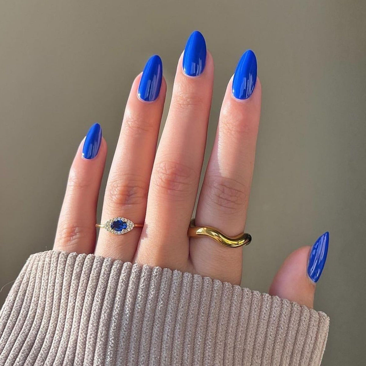 Vibrant Ocean Vibes Long Almond Shape Royal Blue Press On Nail Set with Glossy Finish