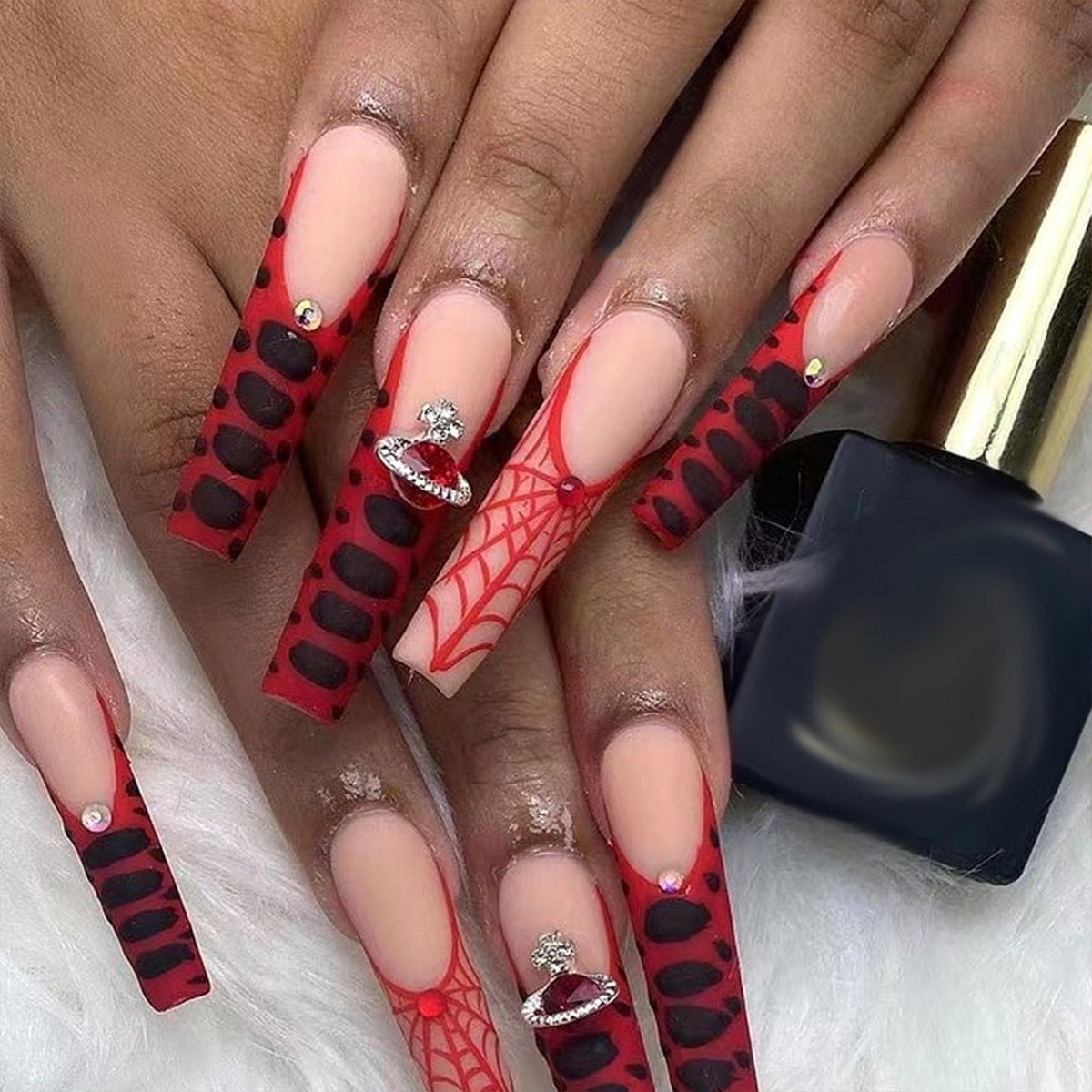 Rainy Roses Press On Nails