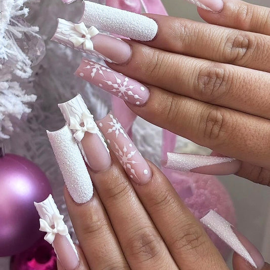 Charming Winter Wonderland Extra Long Square Shape White Press On Nail Set with Elegant Textured and Floral Design