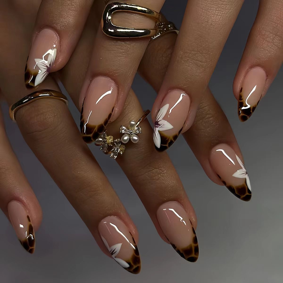 Chic Safari Elegance Medium Almond Beige with Brown Tortoise Tips Featuring Floral Art Design Press On Nail Set