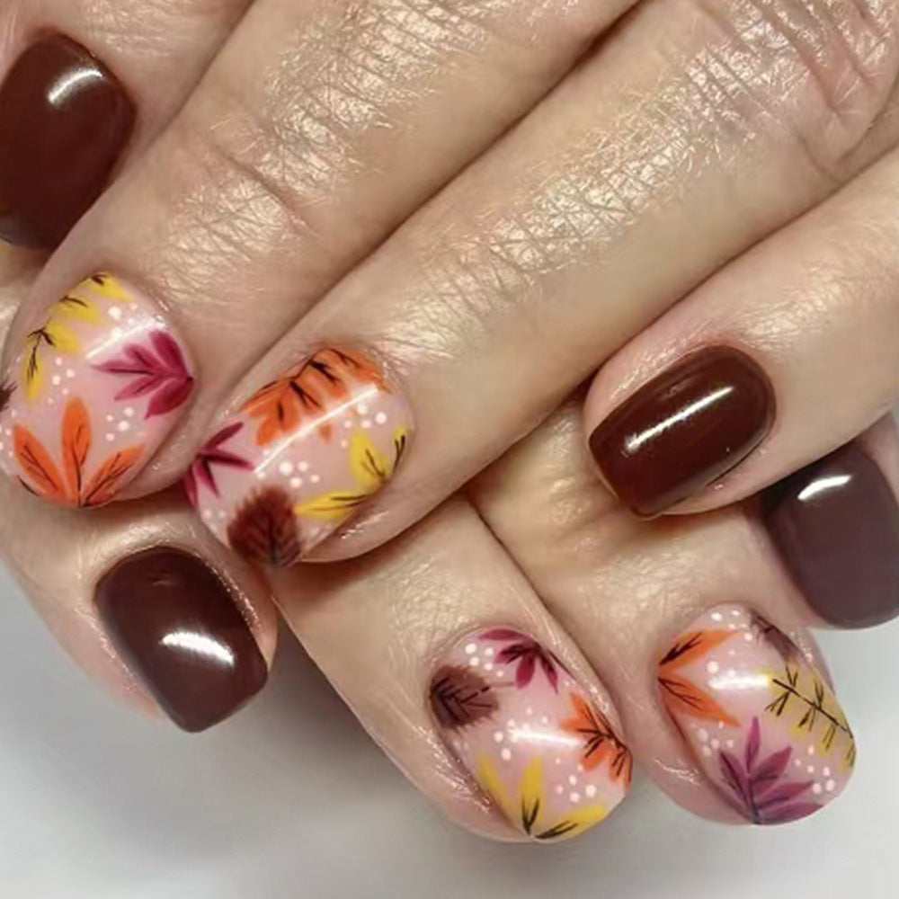 Autumn Leaf Elegance Short Round Brown and Pink Floral Press On Nail Set Perfect for Seasonal Glamour