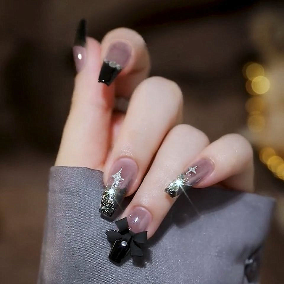 Starry Night Medium Coffin Black Press On Nail Set with Sparkling Accents