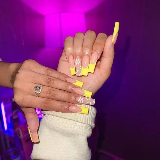 Summer Bloom Long Coffin Yellow Press On Nails with Daisy Accents