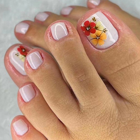 Leila White Floral Press On Toenails