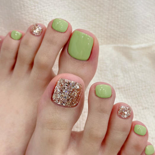 Short Term Spring Green Press On Toenails