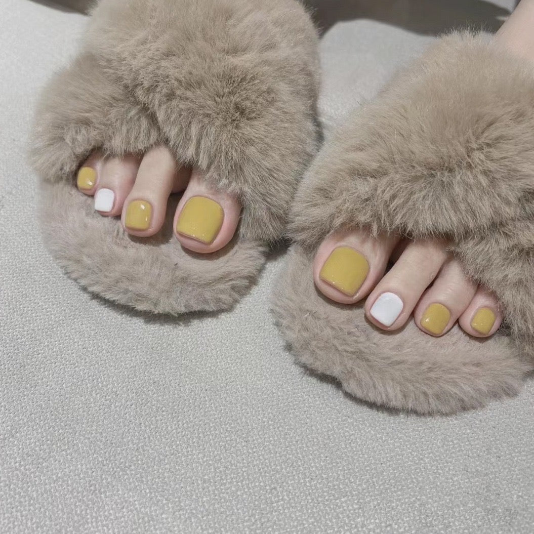 Cozy Autumn Short Square Mustard and Cream Press On Toenails Set with Dual Tones