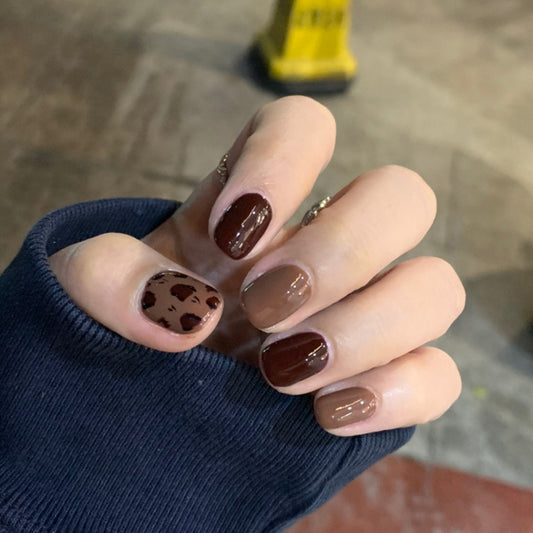 Polk Me Short Square Brown Pattern Press On Nails