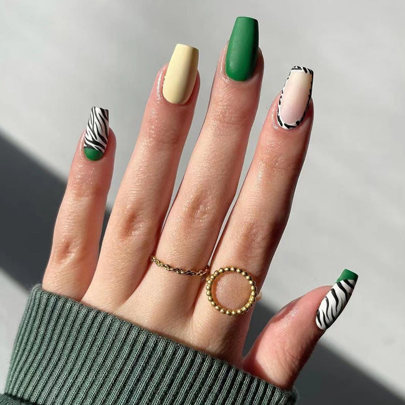 Safari Glam Short Coffin Green Animal Pattern Press On Nails