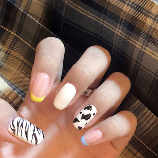 At The Zoo Long Oval White Animal Pattern Press On Nails