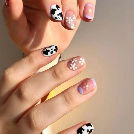 Flower Farm Short Square Beige Animal Pattern Press On Nails