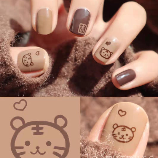 Cozy Critters Short Square Neutral-Toned Press-on Nail Set with Adorable Bear and Heart Design