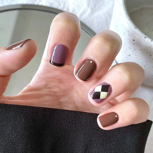 Contemporary Chic Short Squoval Mauve and Taupe Press-On Nails with Geometric Accent