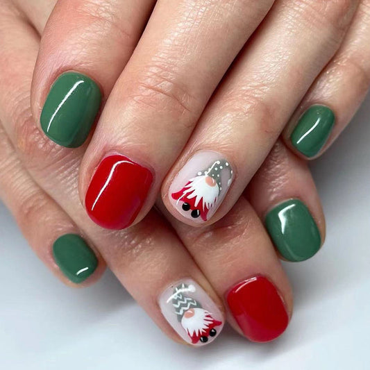 A Gnome In A Home Short Round Red Holiday Press On Nails