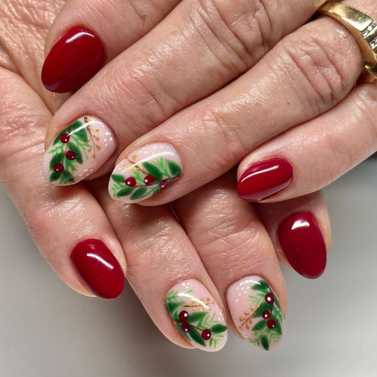 Mistletoe Kiss Medium Oval Green Holiday Press On Nails