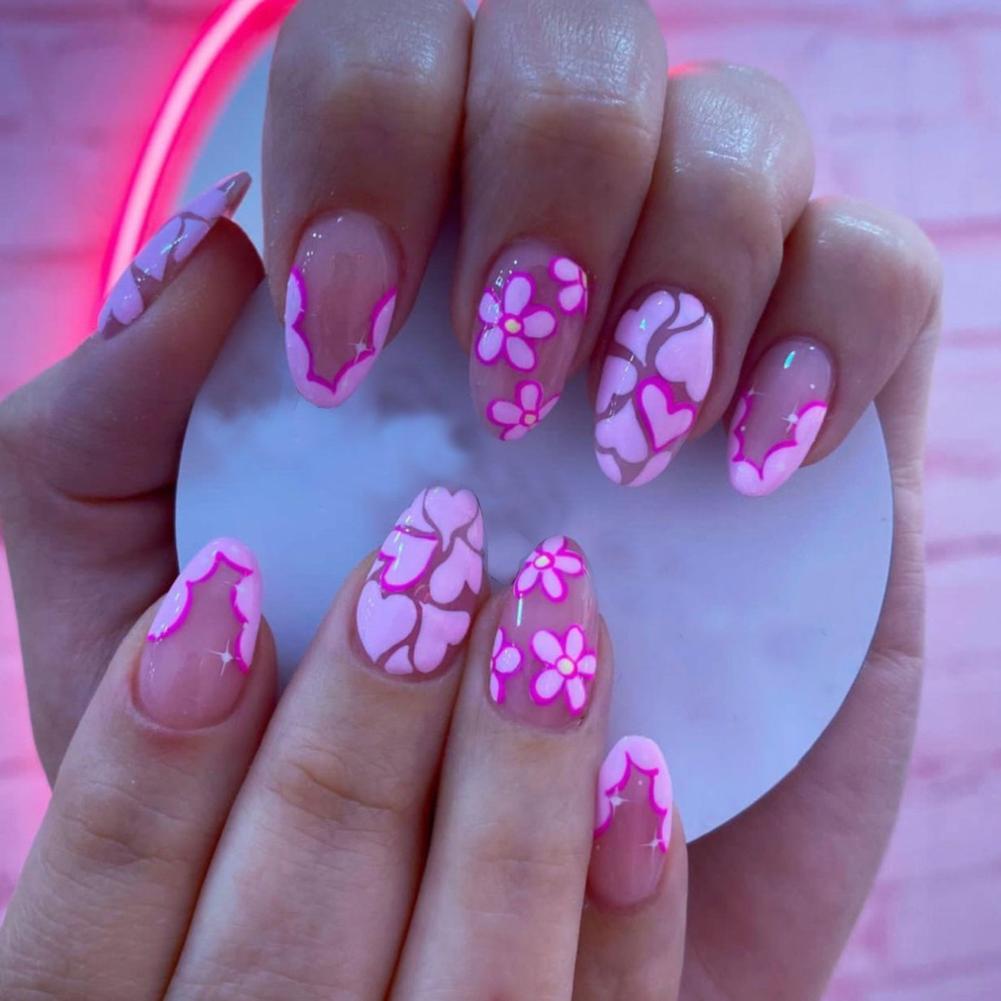 Sakura Serenity Medium Oval Press-On Nails in Gradient Pink with Floral Accents