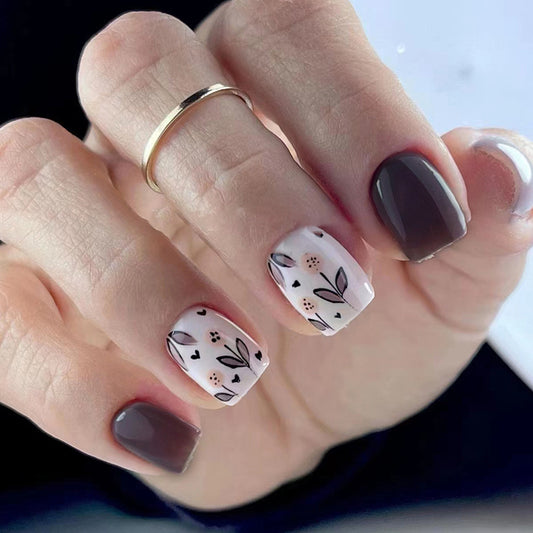 Efficient Short Square White Floral Press On Nails