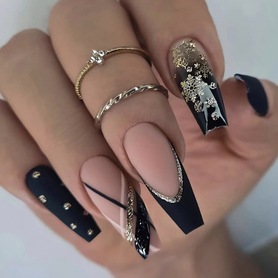 Snowflake Storm Long Coffin Gold Winter Press On Nails